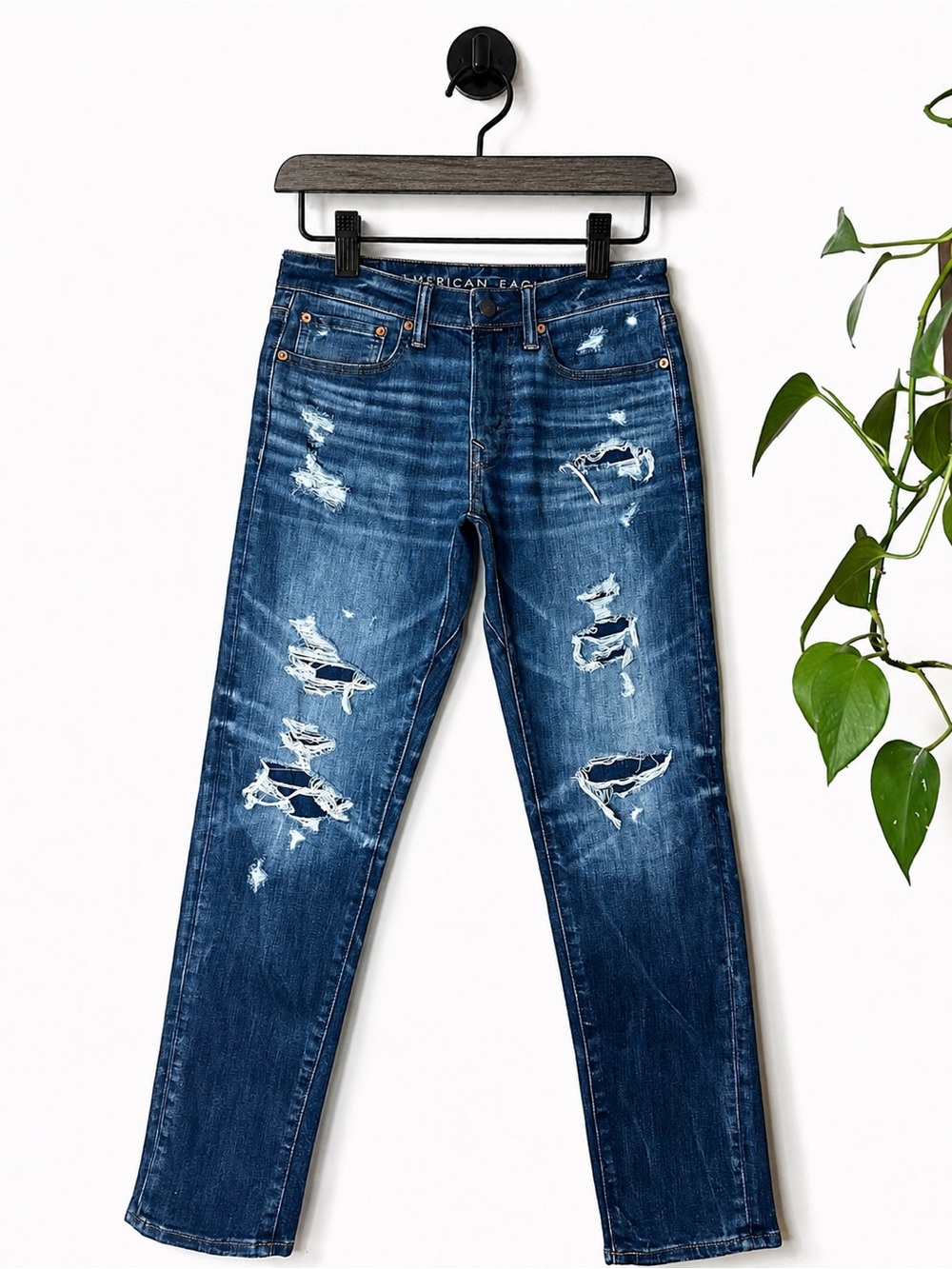 American Eagle AirFlex+ Temp Tech Athletic Fit Distressed Jeans Men’s 29x32